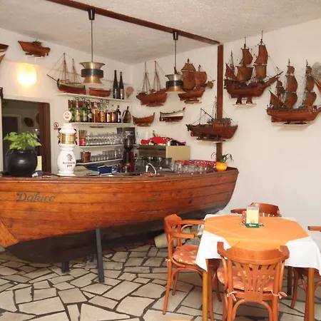 Apartamento With A Parking Space Podgora, Makarska - 6847 Podgora (Split-Dalmatia)