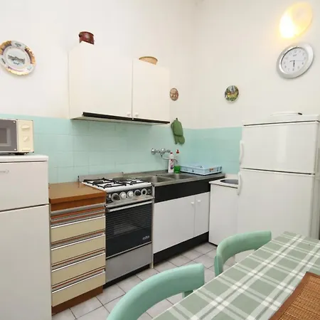Apartamento With A Parking Space Podgora, Makarska - 6847 Podgora (Split-Dalmatia)